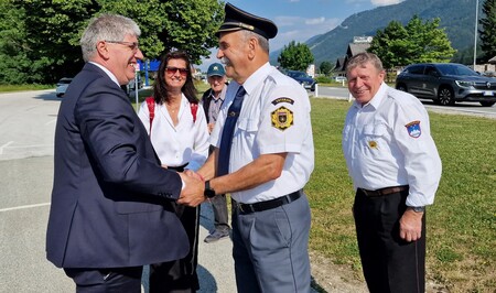slovesnost Rateče - nekdanji mejni prehod